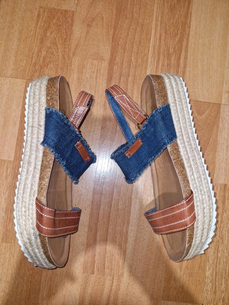 Sandale refresh, 39