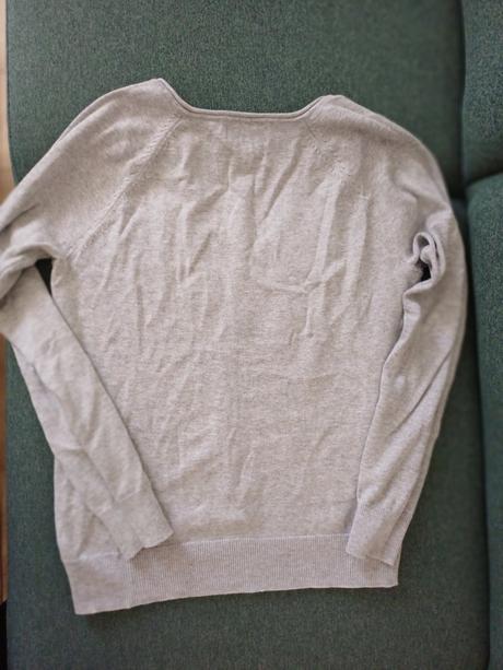 Sivý svetrík, c&a,m
