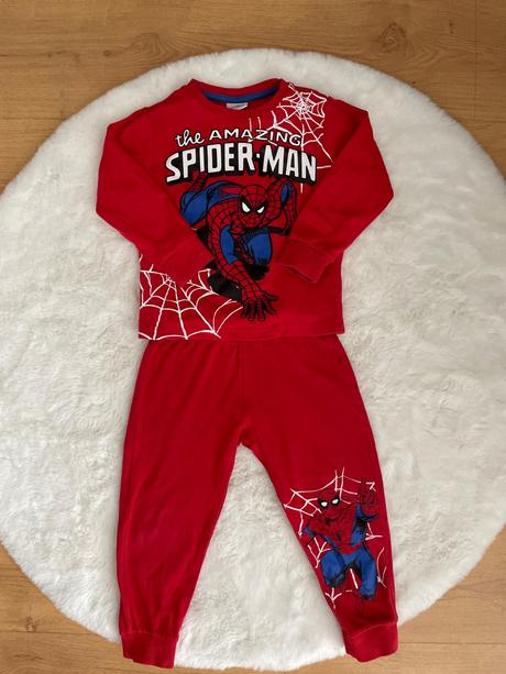 Pyžamo, marvel,98