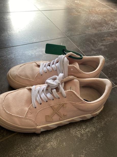 Off-white tenisky, 38