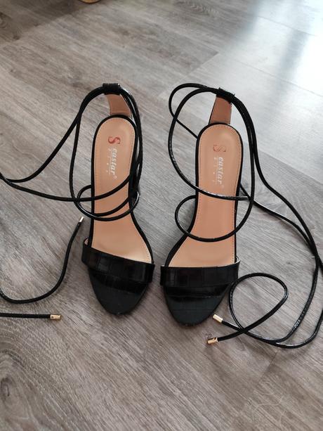 Sandále šnurovacie, 38