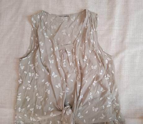 Zaujímavá blúzka - m-l, m