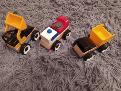 Drevené autíčka, 
