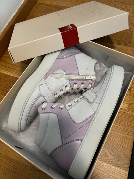 Nové hogl dámske kožené tenisky, 40