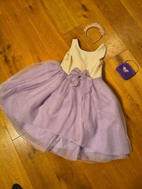 Princeznovske šaty na karneval, 