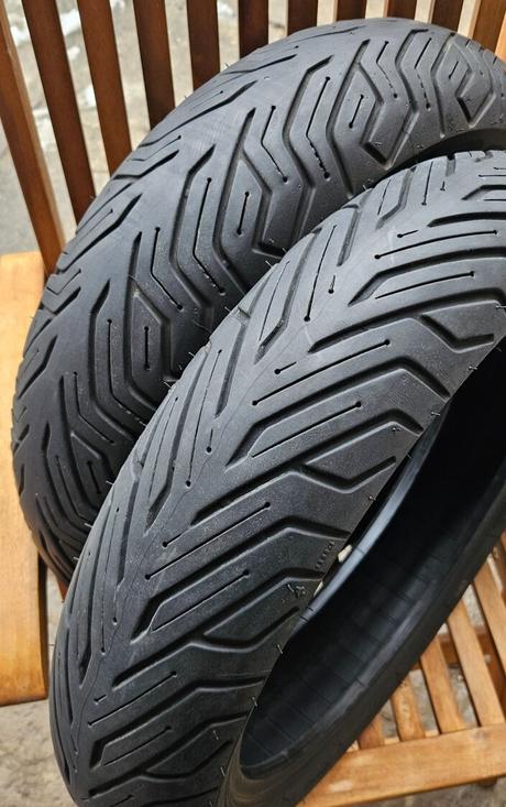 Pneumatiky na motorku, 