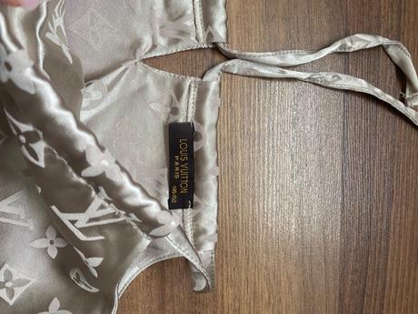 Saty s potlacou, 140