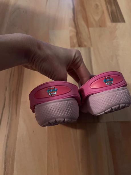 Crocs c7 labkova patrola, crocs,23