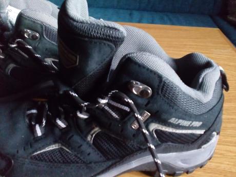 Turistické topanky, 40