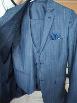 Chlapčenský oblek, 164