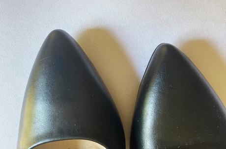 Prava koza,cierne lodicky vel.35 pc 79 eur, 35