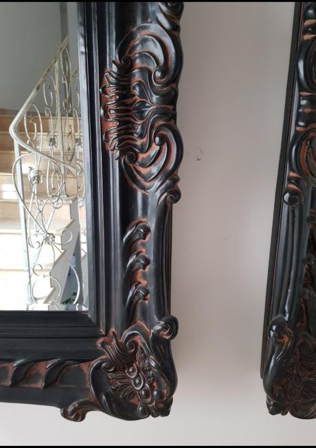 Velke nastenne zrkadlo,