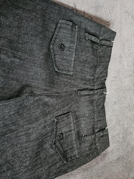 Skrátené nohavice, m