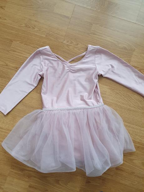 Baletny kostym, h&m,134