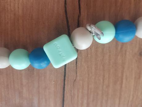 Silikónová retiazka na cumlík mint,