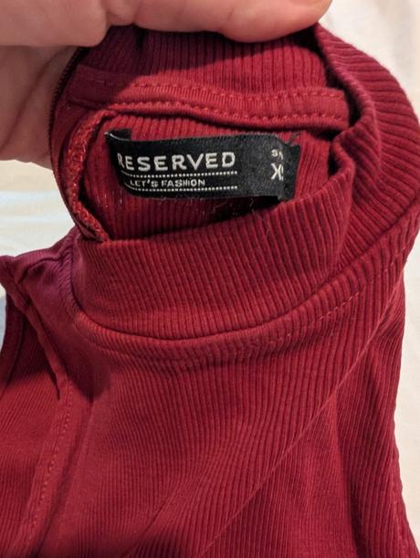 Vrubkovane saty, reserved,xs