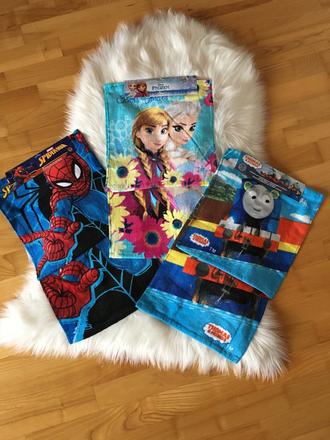 Set 2v1 uterák na tvár a ruky - rôzne motívy.,