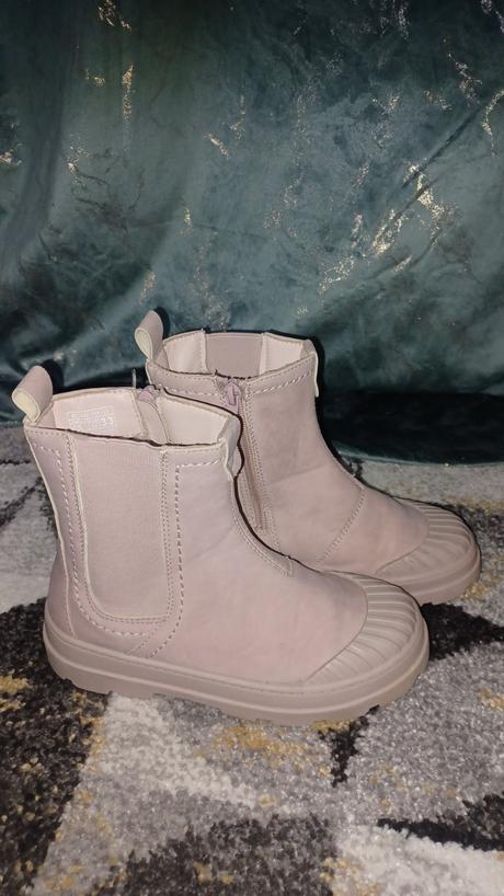 Čižmičky, reserved,33