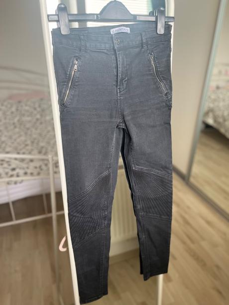 Pull&bear čierne skinny obtiahnuté rifle tmavošedé, pull&bear,s