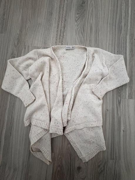 Svetrík reserved, reserved,110