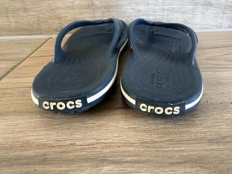 Crocs flip flopy tmavomodré veľ. 33-34, crocs,34