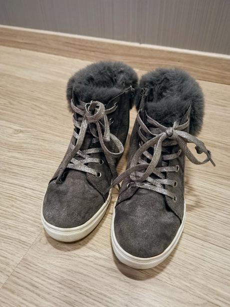 Zateplené tenisky s kožušinkou, 35