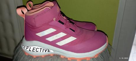 Topánky adidas, adidas,35