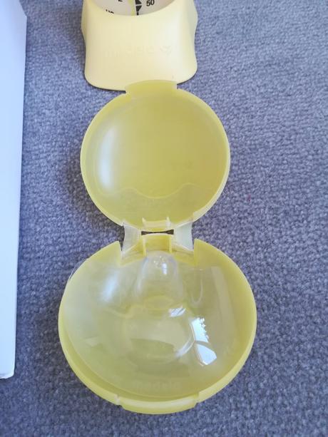 Elektrická odsávačka mlieka medela swing, 