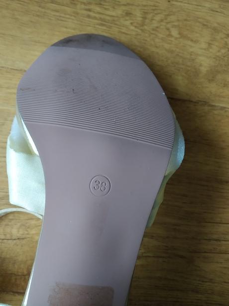 Dámske sandálky, 38