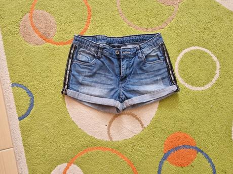 Dievčenské kraťasy z takko, chapter young,152