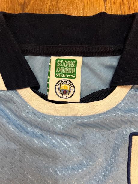 Dres manchester city, m