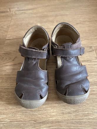 Rak sandale 26, rak,26