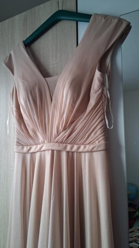 Spoločenské šaty 42, 42