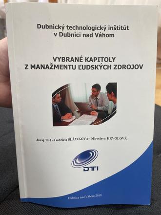 Kniha - kapitoly z manažmentu ľudských zdrojov,