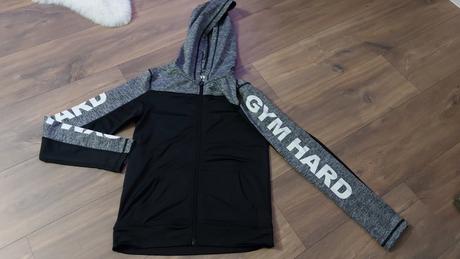 Krasna sportova mikina, sinsay,xs