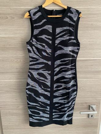 Tvarujúce šaty karen millen, m