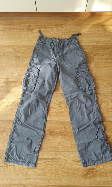 Dámske cargo nohavice bershka, bershka,32