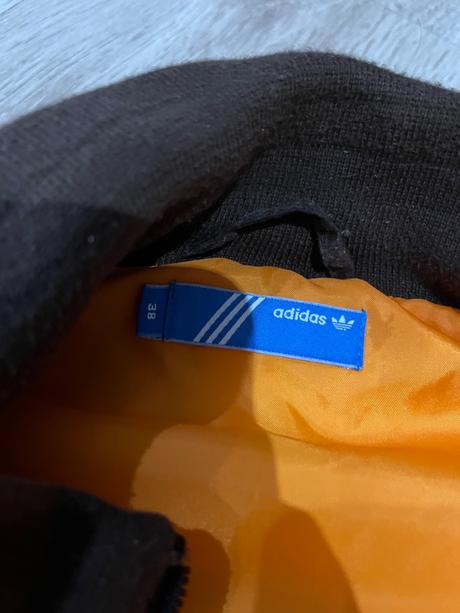 Adidas vesta, adidas,38