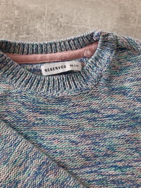 Sveter, reserved,92