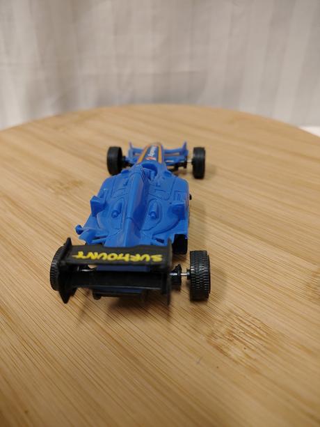 Modrá formula f1 plastový model, 14 cm, 
