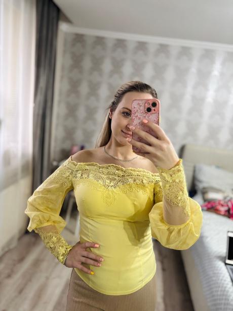 Elegantná bluzka, s