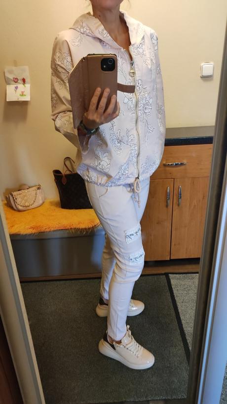 Dámske tenké nohavice, m