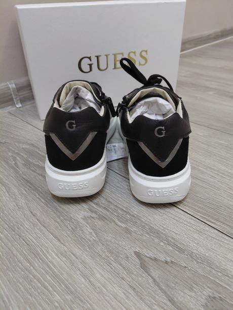 Guess topanky, guess,39