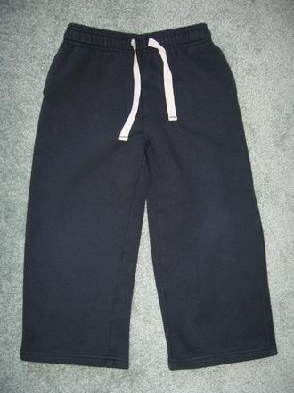 Hrubšie tepláky, veľkosť 110, 110