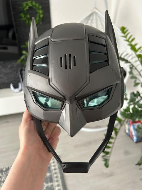 Batman maska - svieti, vydáva zvuky, 