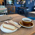 chodievate na kavu niekedy same len tak