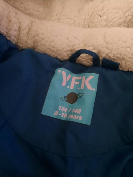 Pekný zimný kabát 134/140, kik,134