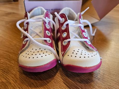 Kožené topánky wanda - nové, wanda,22