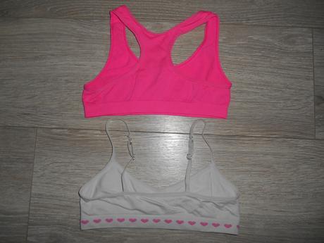 Dievčenské podprsenky, 146