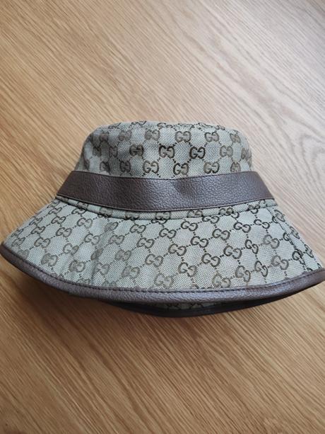 Gucci klobúk, 